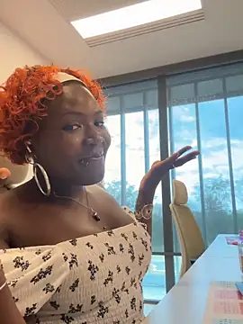 Snapshot of Miss-syanaa chatting on 26, 9, 2025 Miss-syanaa online show from 26, 9, 2025