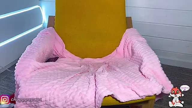 Snapshot of -Sweet-Kitty- chatting on 1, 3, 2025 -Sweet-Kitty- online show from 1, 3, 2025