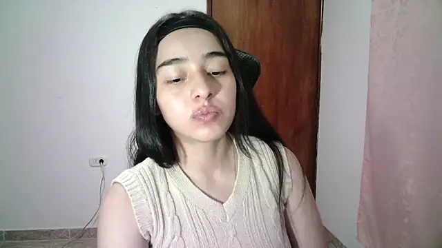 Snapshot of aineangeel chatting on 11, 10, 2025 aineangeel online show from 11, 10, 2025