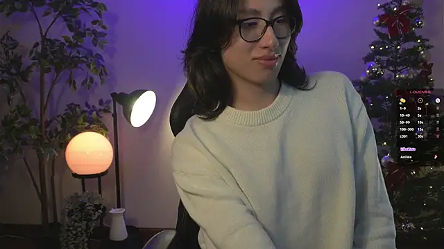 Snapshot of SrLuis18 chatting on 17, 12, 2024 SrLuis18 online show from 17, 12, 2024