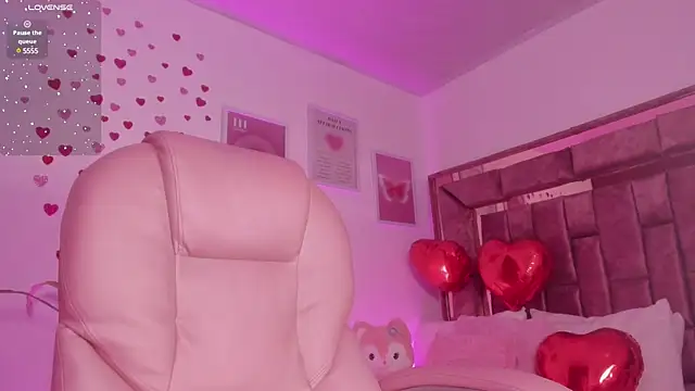 Snapshot of Celestecute_ chatting on 20, 2, 2025 Celestecute online show from 20, 2, 2025