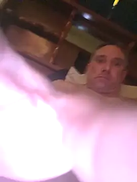 Snapshot of LIQRLOVR chatting on 28, 2, 2026 LIQRLOVR online show from 28, 2, 2026