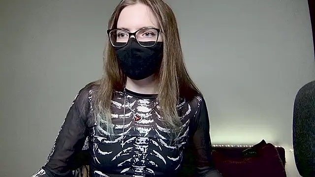 amber candyfloss online show from 20, 11, 2025