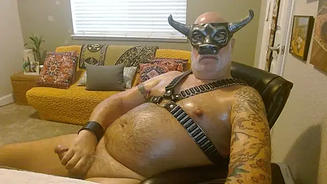 Snapshot of musclebearnips chatting on 16, 10, 2025 musclebearnips online show from 16, 10, 2025