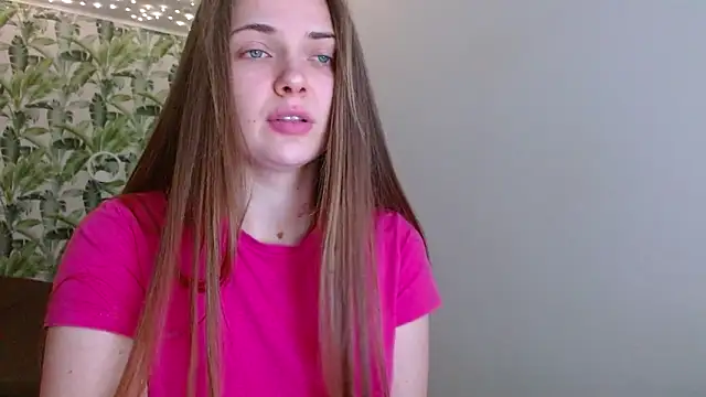 Olivia shine online show from 19, 12, 2025