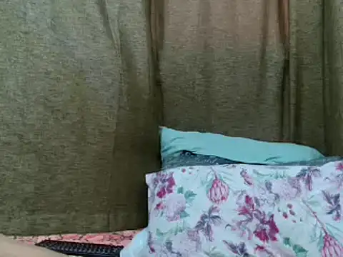 Snapshot of NaughtyFlower88 chatting on 14, 12, 2024 NaughtyFlower88 online show from 14, 12, 2024