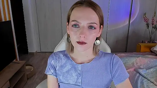 Snapshot of ice_pixie chatting on 10, 3, 2025 ice pixie online show from 10, 3, 2025