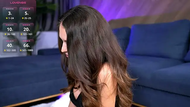 Snapshot of EsmeAinsley chatting on 21, 12, 2025 EsmeAinsley online show from 21, 12, 2025