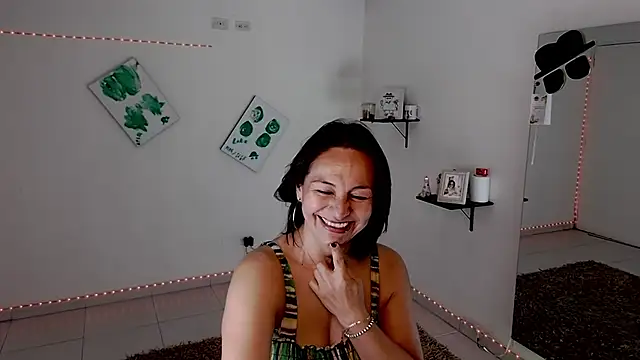 lollita 23  online show from 16, 11, 2025