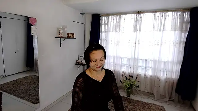 lollita 23  online show from 15, 5, 2026