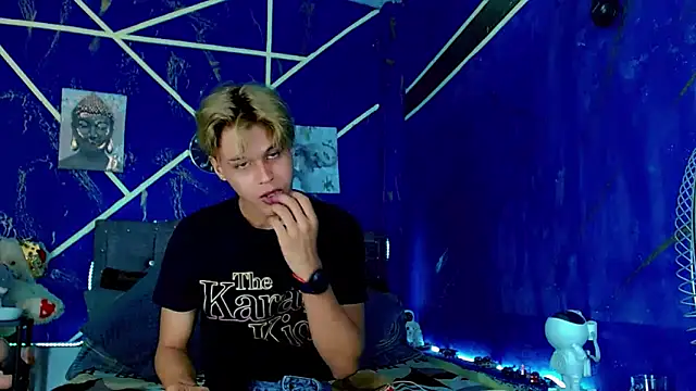 Liamscott  online show from 3, 6, 2026