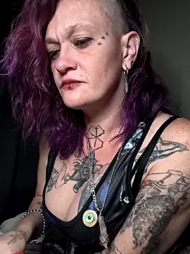 renegade vyxxen online show from 12, 2, 2026