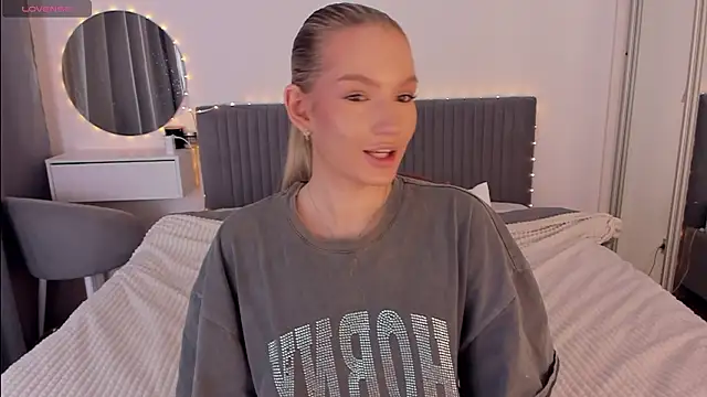 Snapshot of CassieRayss chatting on 16, 1, 2026 CassieRayss online show from 16, 1, 2026