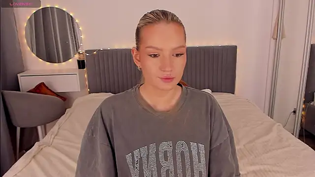 Snapshot of CassieRayss chatting on 20, 2, 2026 CassieRayss online show from 20, 2, 2026