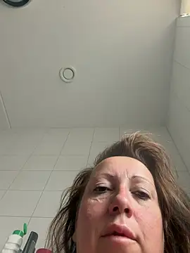 xsexycurvymilf online show from 18, 7, 2026