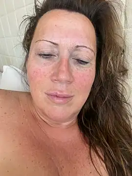 xsexycurvymilf online show from 25, 7, 2026