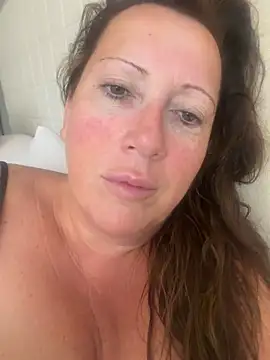 xsexycurvymilf online show from 26, 7, 2026