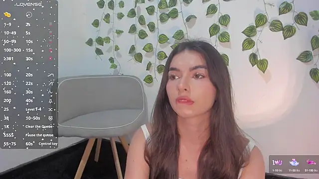 Snapshot of Coralinee_01 chatting on 10, 12, 2024 Coralinee 01 online show from 10, 12, 2024