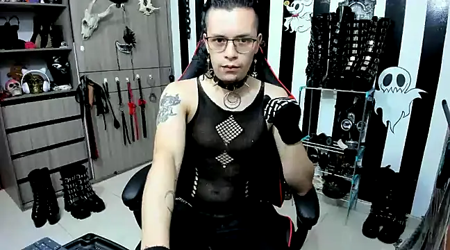 Snapshot of daven56 chatting on 19, 12, 2024 daven56 online show from 19, 12, 2024