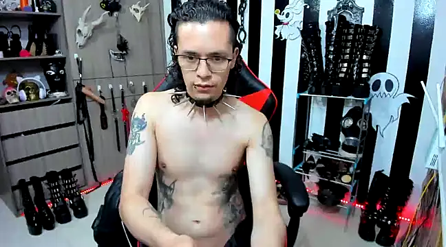 Snapshot of daven56 chatting on 29, 12, 2024 daven56 online show from 29, 12, 2024