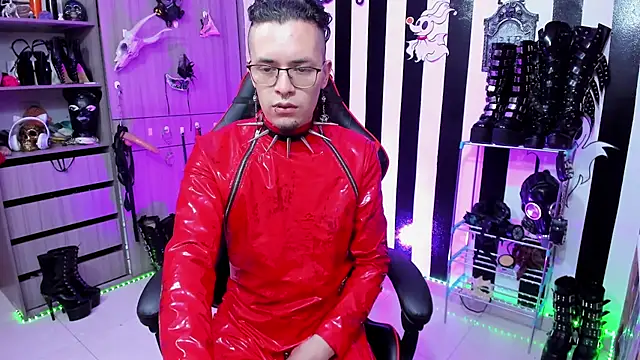 Snapshot of daven56 chatting on 13, 3, 2025 daven56 online show from 13, 3, 2025