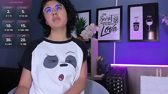 Snapshot of Amareto_ chatting on 4, 3, 2025 Amareto online show from 4, 3, 2025