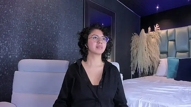 Snapshot of Amareto_ chatting on 8, 3, 2025 Amareto online show from 8, 3, 2025