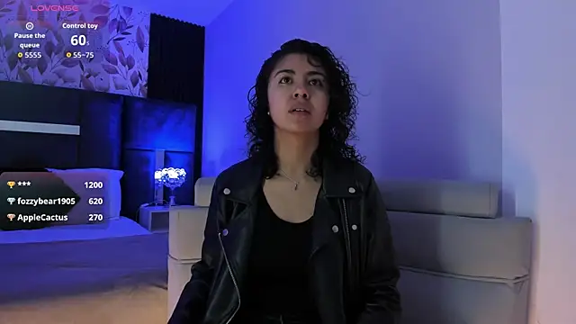 Snapshot of Amareto_ chatting on 4, 10, 2025 Amareto online show from 4, 10, 2025