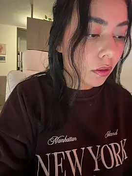 Snapshot of PetitLumiere chatting on 19, 1, 2025 PetitLumiere online show from 19, 1, 2025