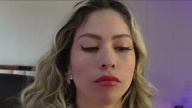 Ammy Castro online show from 18, 11, 2025