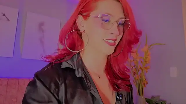 Juliana Saenzz online show from 25, 11, 2025