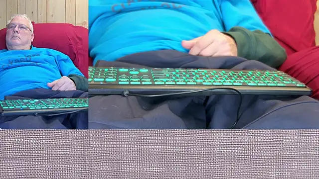 ButtCrackShowing-OOPS online show from 4, 3, 2026