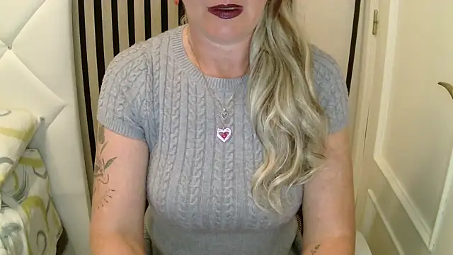 xxNoeliaxx online show from 2, 3, 2026