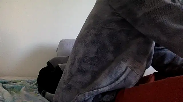 Snapshot of molozeb chatting on 1, 10, 2025 molozeb online show from 1, 10, 2025