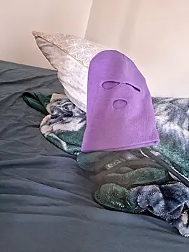 Snapshot of molozeb chatting on 13, 10, 2025 molozeb online show from 13, 10, 2025