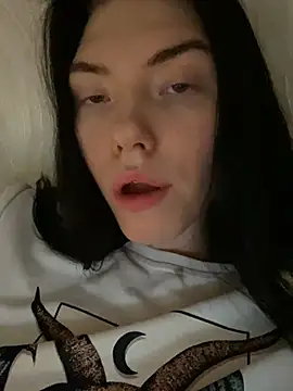 Snapshot of Lisaaa_Alisa chatting on 4, 3, 2025 Lisaaa Alisa online show from 4, 3, 2025