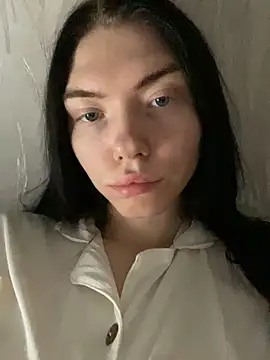 Snapshot of Lisaaa_Alisa chatting on 6, 3, 2025 Lisaaa Alisa online show from 6, 3, 2025