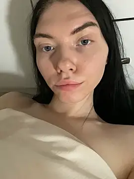 Snapshot of Lisaaa_Alisa chatting on 6, 3, 2025 Lisaaa Alisa online show from 6, 3, 2025