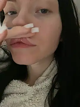 Snapshot of Lisaaa_Alisa chatting on 10, 3, 2025 Lisaaa Alisa online show from 10, 3, 2025