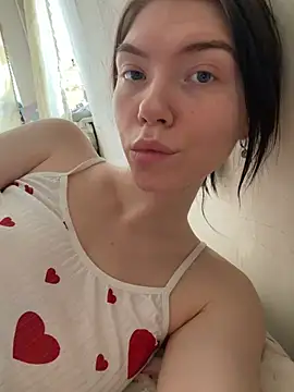 Lisaaa Alisa online show from 9, 3, 2026