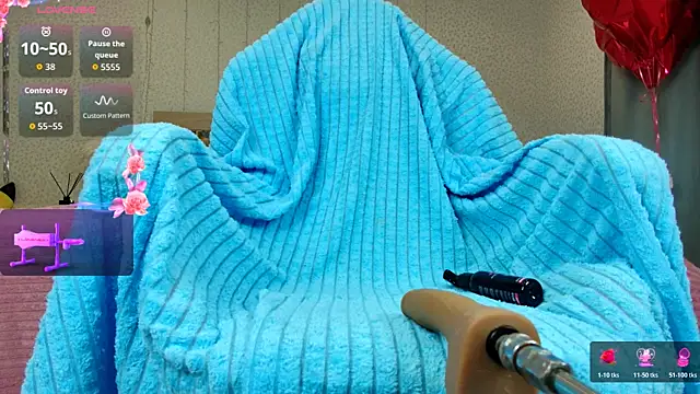 Snapshot of oliviiaa chatting on 8, 4, 2026 oliviiaa online show from 8, 4, 2026