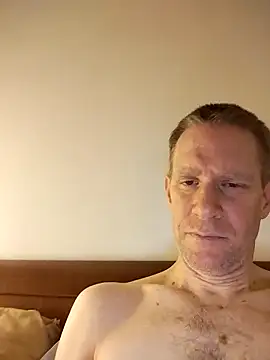 Snapshot of Blondinet92 chatting on 4, 2, 2026 Blondinet92 online show from 4, 2, 2026