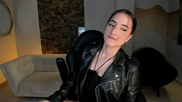 Snapshot of DominiqueVega chatting on 19, 12, 2024 DominiqueVega online show from 19, 12, 2024