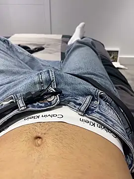 Snapshot of h0rnyguy001 chatting on 2, 10, 2025 h0rnyguy001 online show from 2, 10, 2025