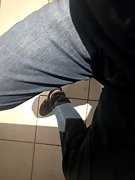 Snapshot of Lorent6969 chatting on 2, 2, 2026 Lorent6969 online show from 2, 2, 2026