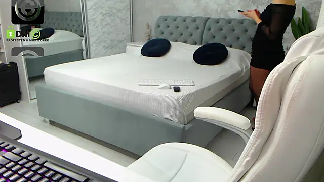 Snapshot of Ellysse_ chatting on 23, 12, 2024 Ellysse  online show from 23, 12, 2024