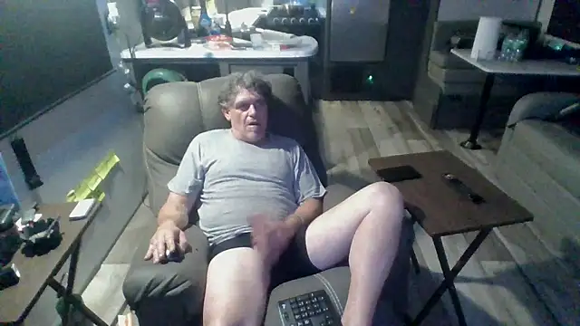 Snapshot of lateniter chatting on 1, 3, 2026 lateniter online show from 1, 3, 2026