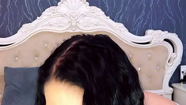 Snapshot of Lauren_Saint chatting on 4, 10, 2025 Lauren Saint online show from 4, 10, 2025