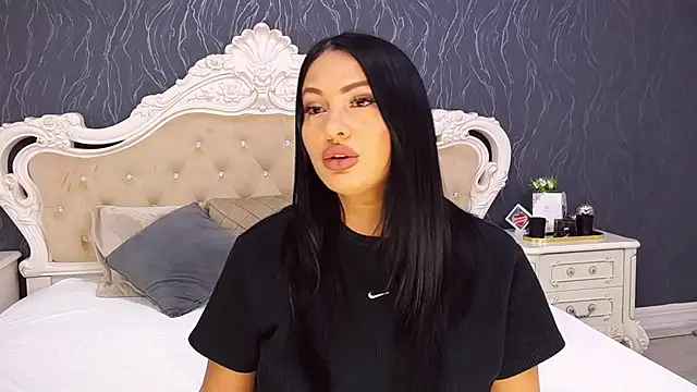 Lauren Saint online show from 9, 7, 2026