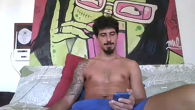 Snapshot of milkoffe chatting on 15, 2, 2025 milkoffe online show from 15, 2, 2025